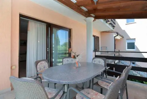Apartment Gracijela 827