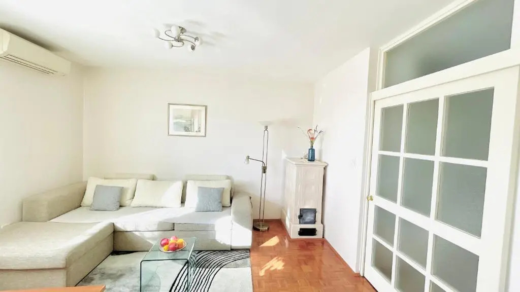 Noemi Apartment