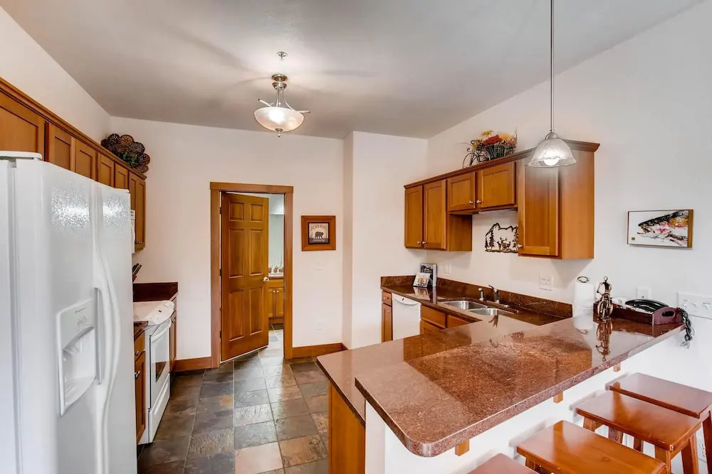 Black Canyon Inn Unit F4