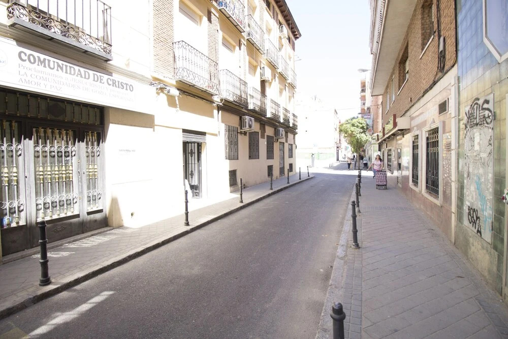 Dúplex con puerta a la calle cercano a Cuatro Caminos