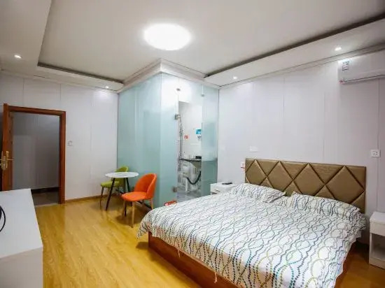 Longteng Hotel (Chengdu Shuangliu Square Branch)