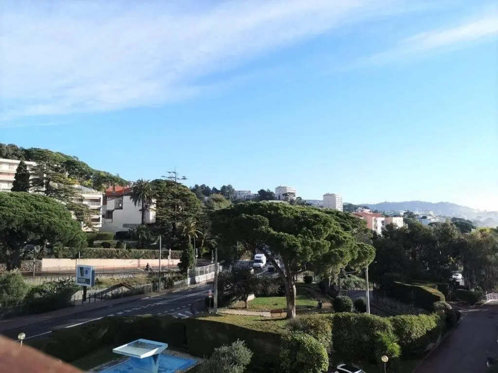 Appartement Cannes la Bocca, 1 pièce, 2 personnes - FR-1-609-19