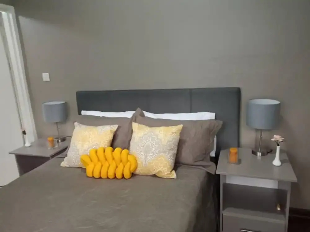 Luxurious 3 bed House Modern Open Plan- Borehole - 2046