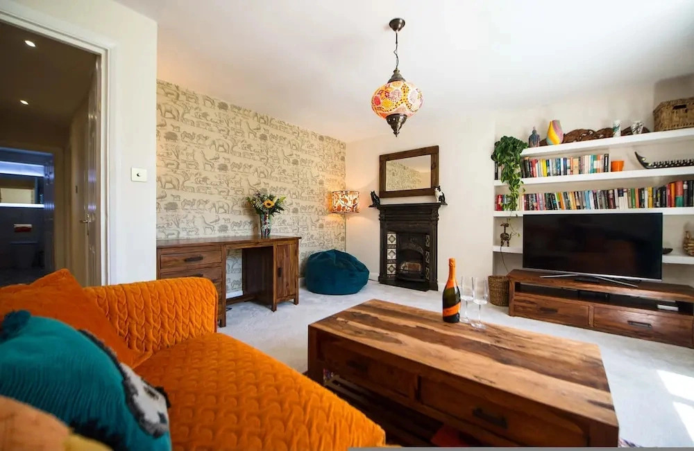Elegant 1-bed Flat in a Georgian Townhouse