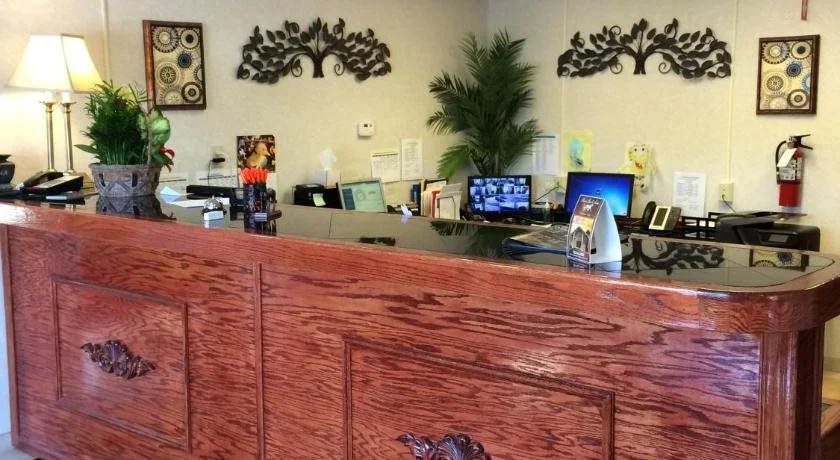 Pacer Inn & Suites Motel