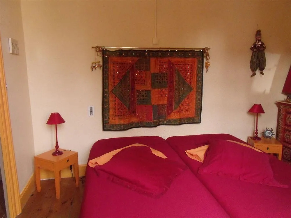 Maison Sans Frontiere
