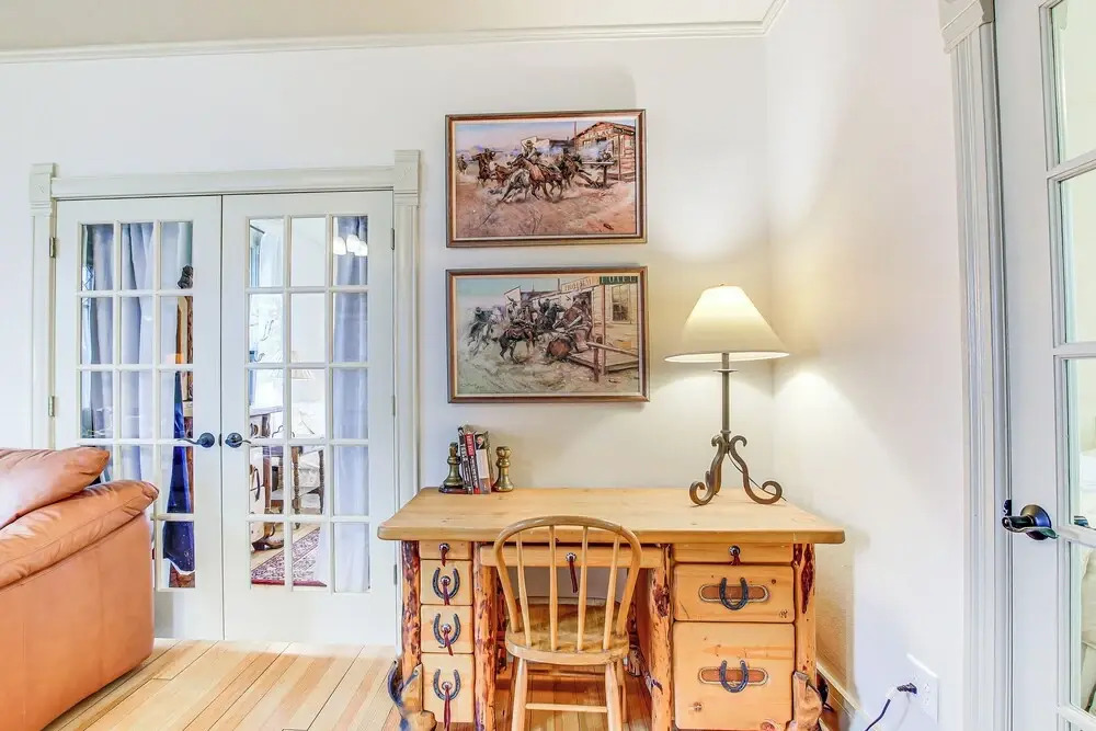Lovely Elkhart Lake Apartment - Walk to Town!