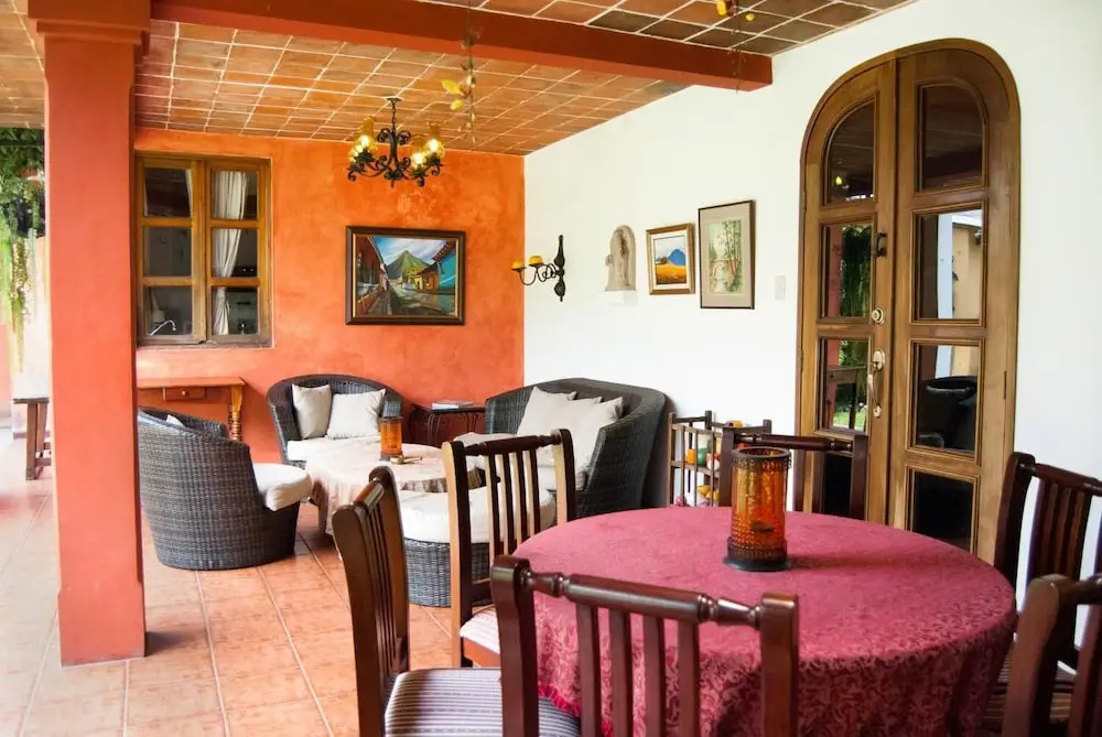 Villa Santa Ana Guatemala