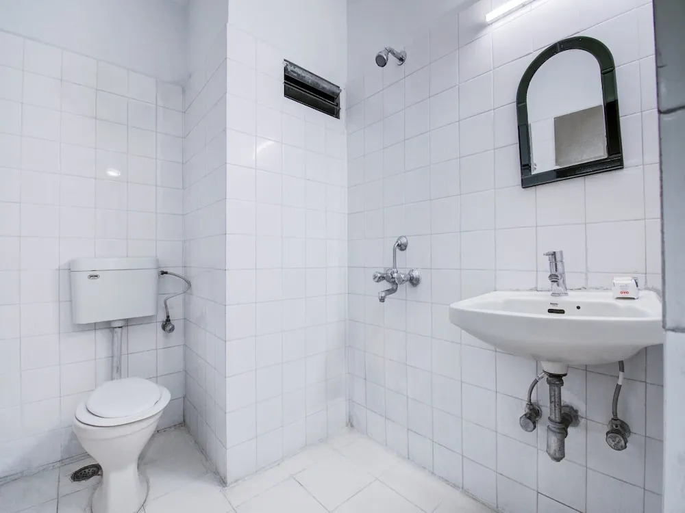 OYO Rooms Jayanagar South End Metro