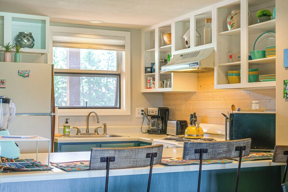 Dog-friendly Pagosa Springs Studio: Grill & Views!