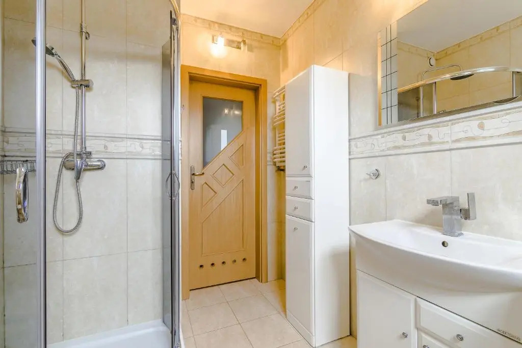 Rent a Flat apartments - Obrońców Wybrzeża St.