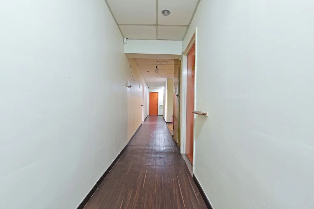 OYO 90846 Hotel Akasia