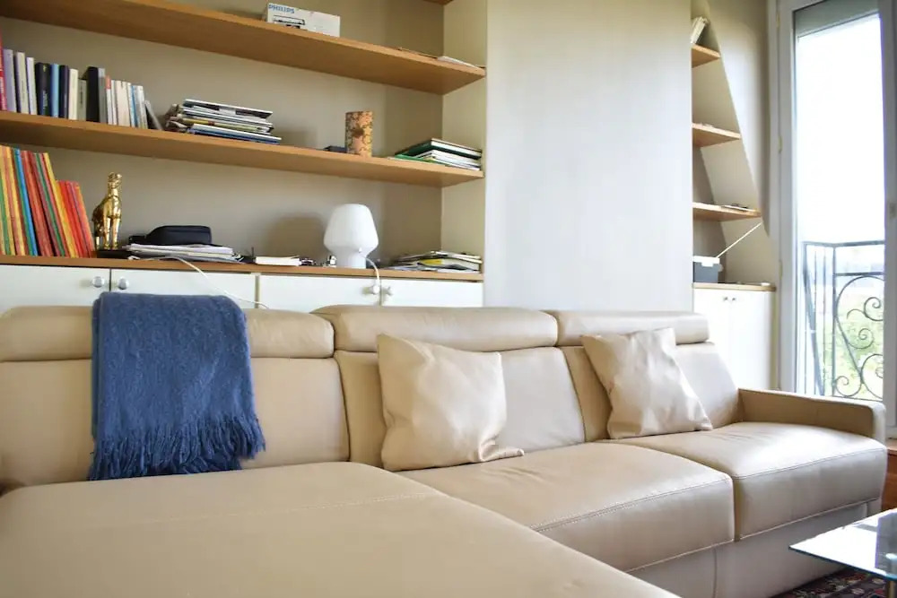 Bright Studio Apartment With High View