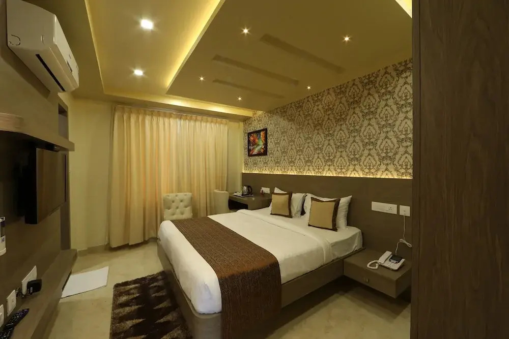 Aaccord Suites Inn