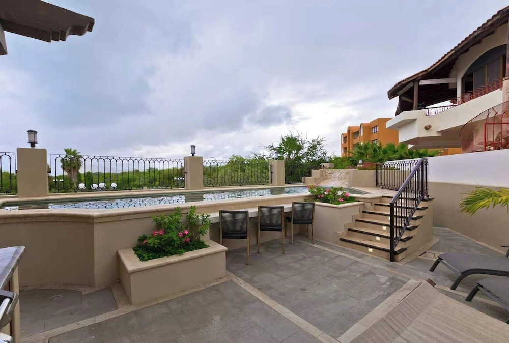 Marbella Lane - PrimeVilla n Modern Home