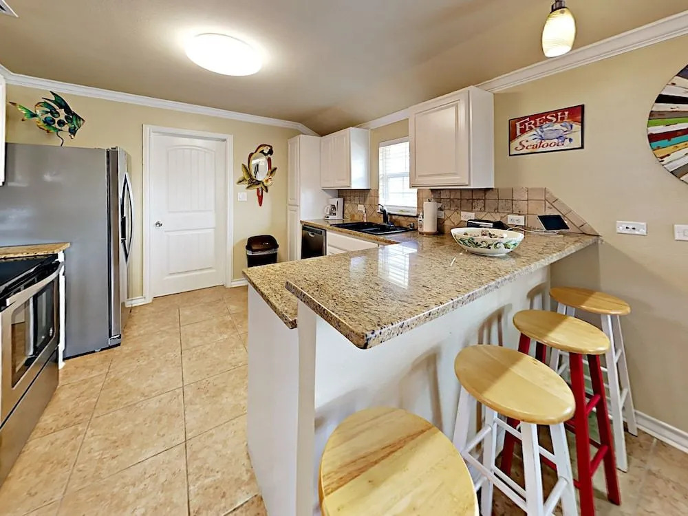 Sugar Shack Cottage in Port A by RedAwning