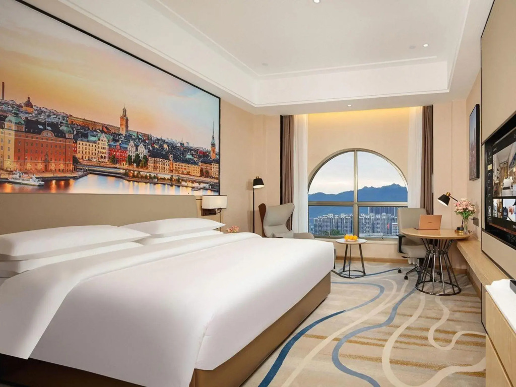 Vienna International Hotel (Zhaoqing Dinghushan Wanda Plaza Branch)