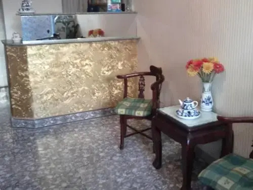 Eva Hotel