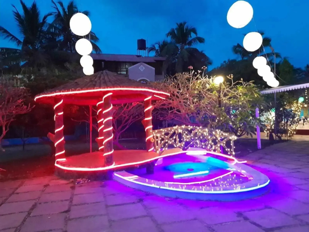 Paradise Village Beach Resort