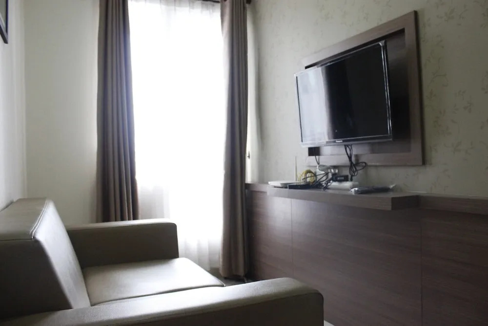 Modern 2Br Apartment At Galeri Ciumbuleuit 2 Near Unpar