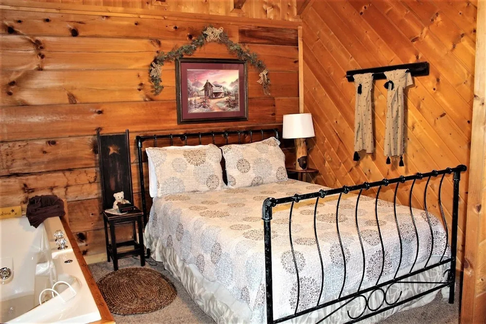 Honey Tree - Studio Cabin