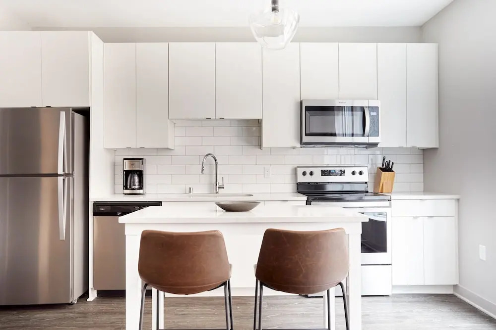 Sonder — Luna Apartments