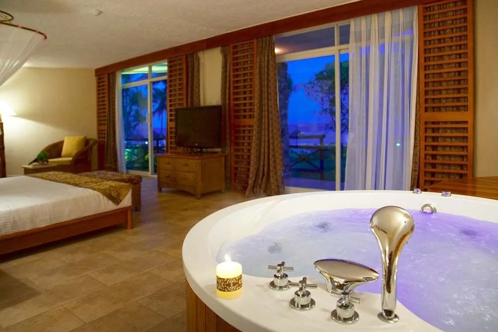 Ledger Plaza Bahari Beach Hotel