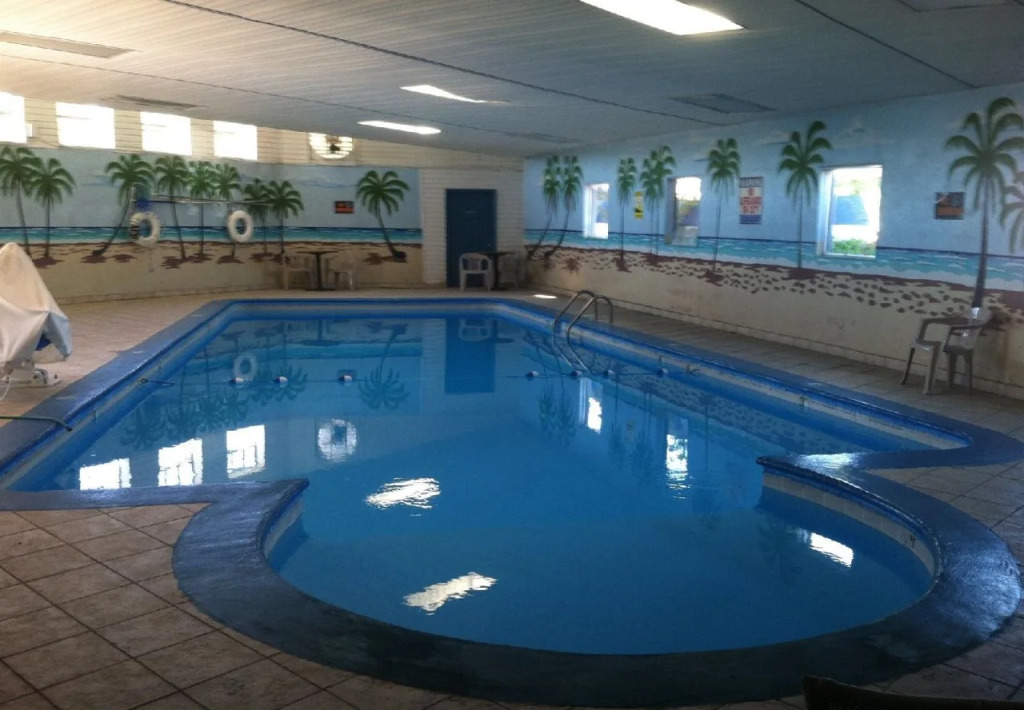 Motel 6 Calera