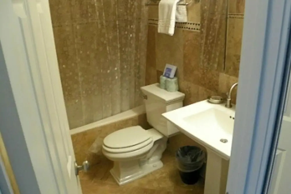 Shorewood Oceanfront - 2 & 3 Bedroom Villas