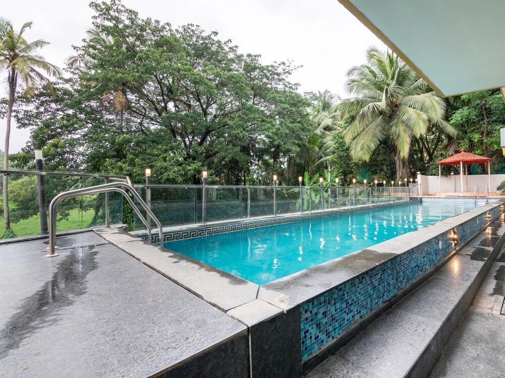 Capital O 18862 Ansh Hotel