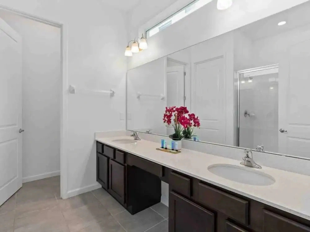Ultimate Group Mansion 12br Pool and Disney