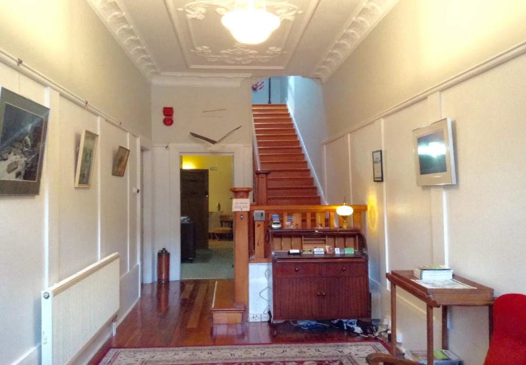 Albatross Inn Bed and Breakfast