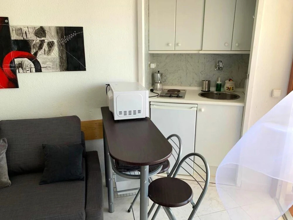 Studio in Benalmádena, With Wonderful sea View, Shared Pool and Wifi