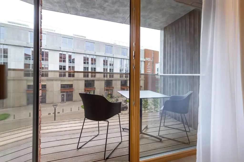 #stayhere - Brand New & Ultra Modern 1BDR Upscale Neighbourhood Paupys
