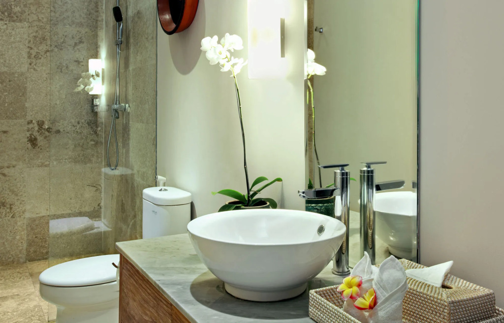 Room & Vespa 4 - Central Seminyak Near Beach