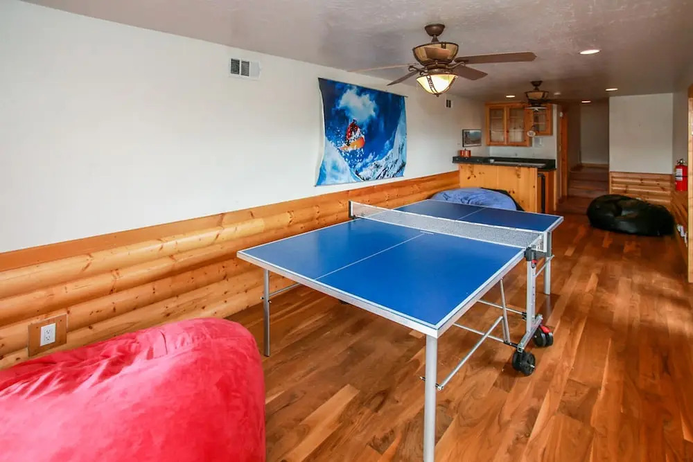 Castle Glen Chalet-1845 by Big Bear Vacations