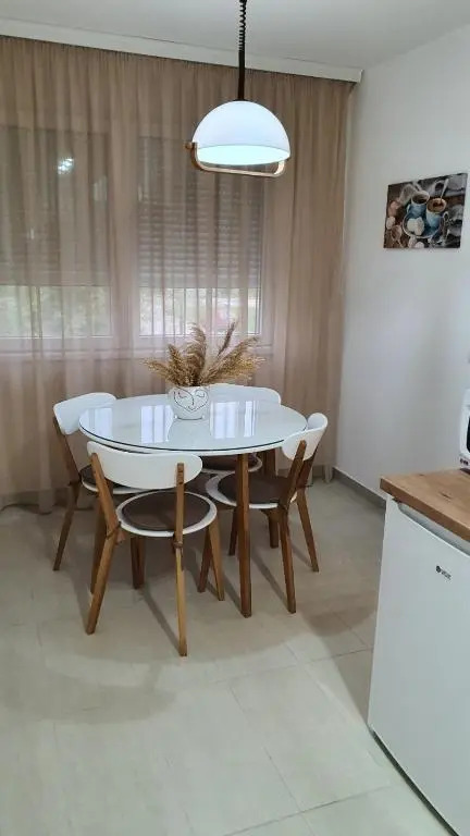 Apartman 8