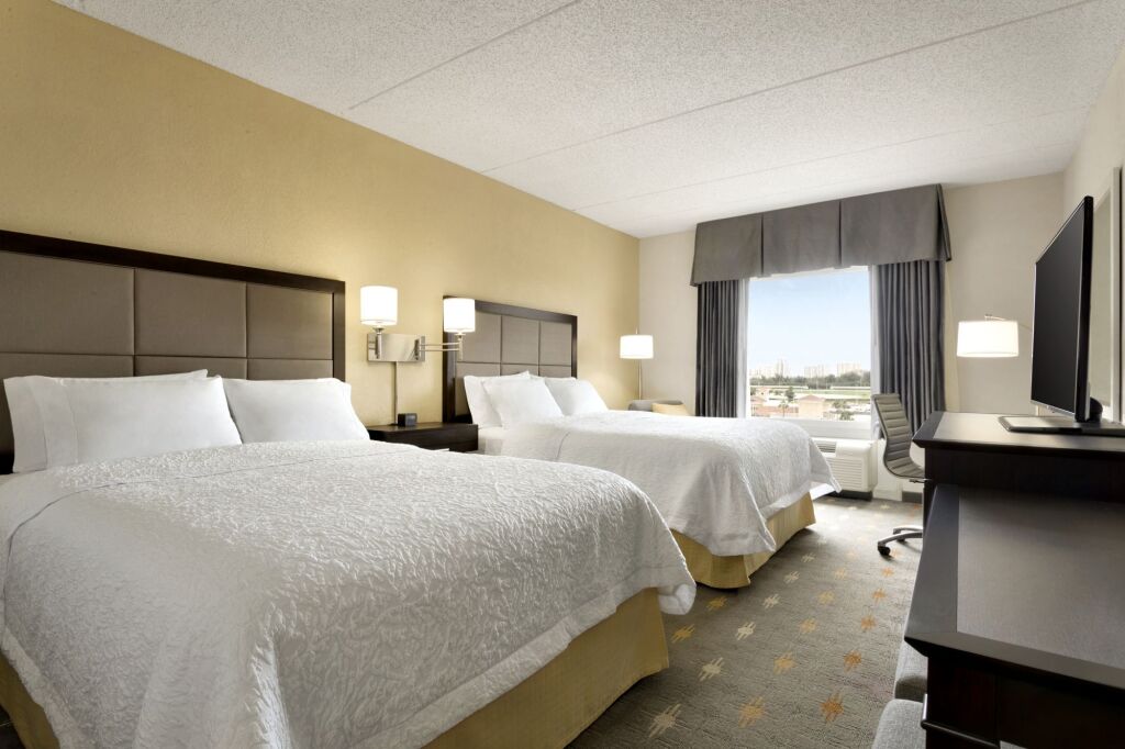 Hampton Inn by Hilton Hallandale Beach Aventura