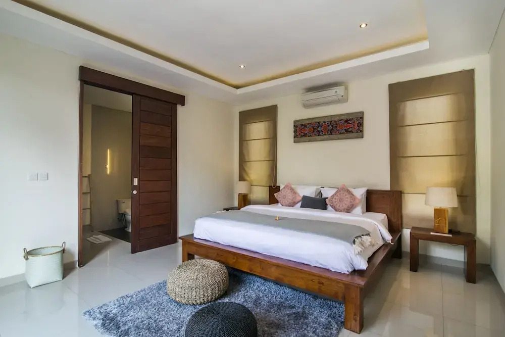 MariJo Villa