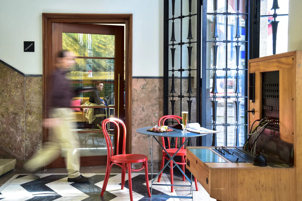 The Editory House Ribeira Porto Hotel
