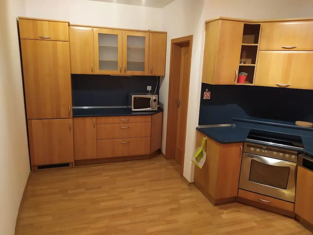 Kate&Jenny-Two-level apartment Old Town