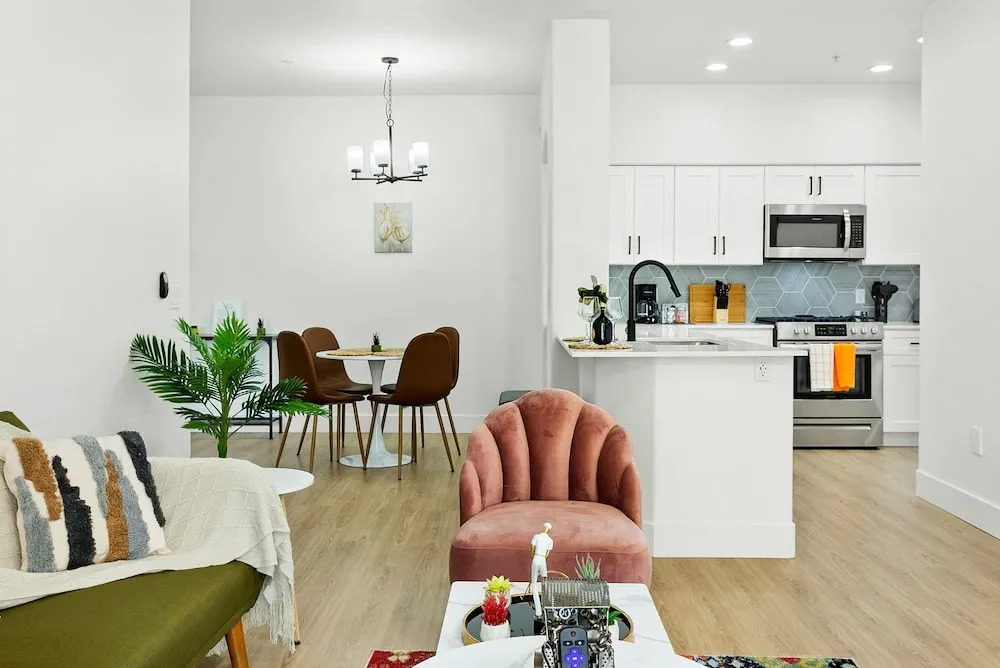 TWO CozySuites Apartment DowntownChandler