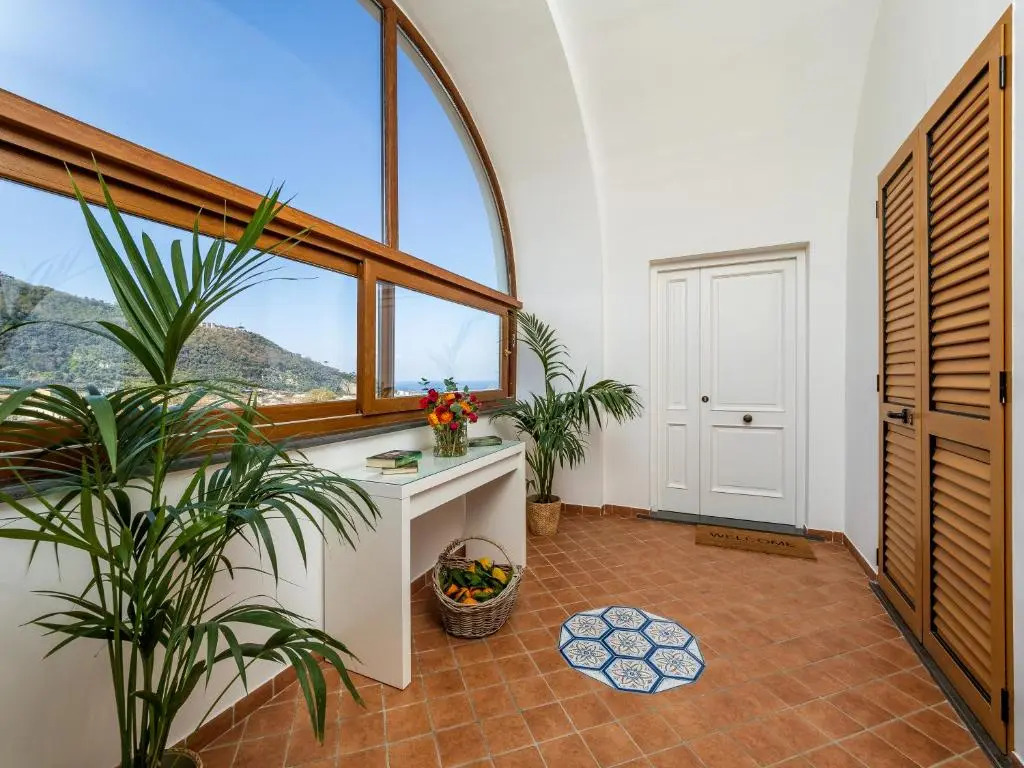 De Vivo Realty - Palazzo Russo