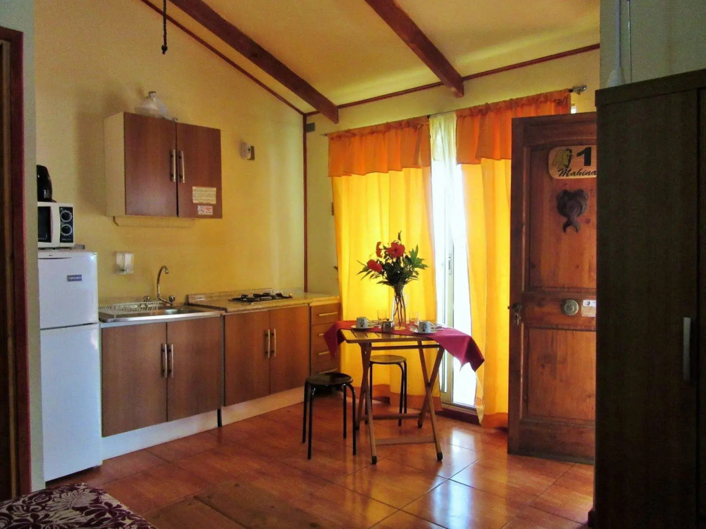 Mataveri Inn