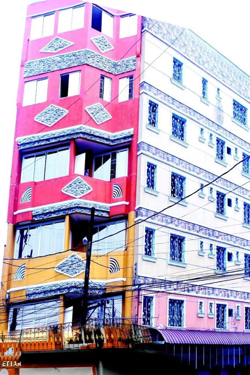 OYO 104 Manila Venetian Hotel