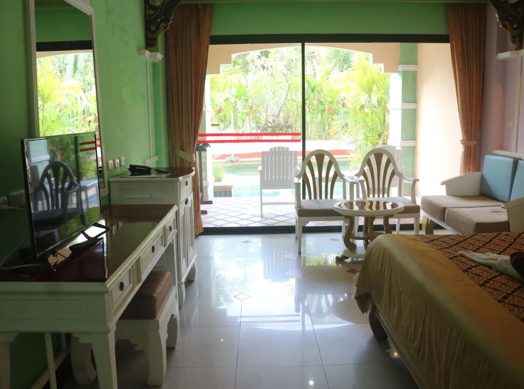Le Ayodhaya Palace Krabi Beach Resort