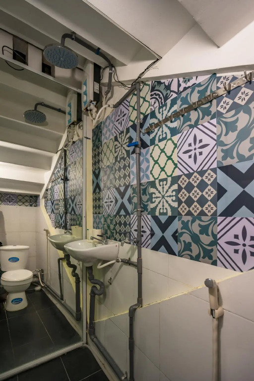 SG Capsule Hostel