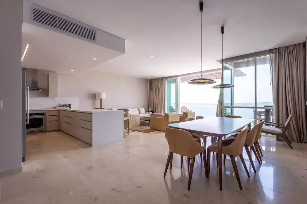 Oceanview 3BR Condo w spa gym