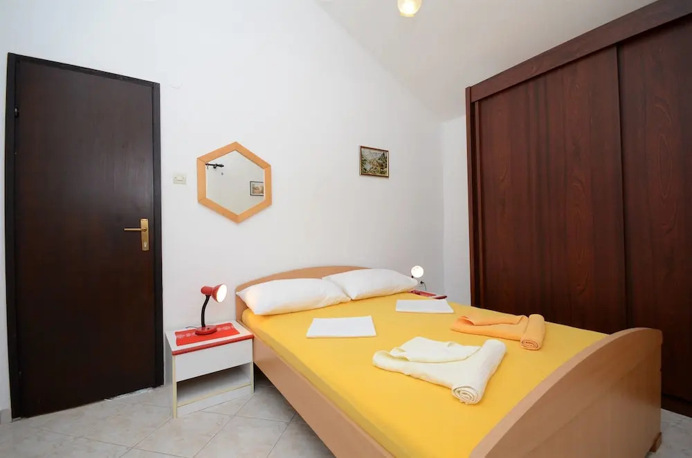 Apartments Zvonko