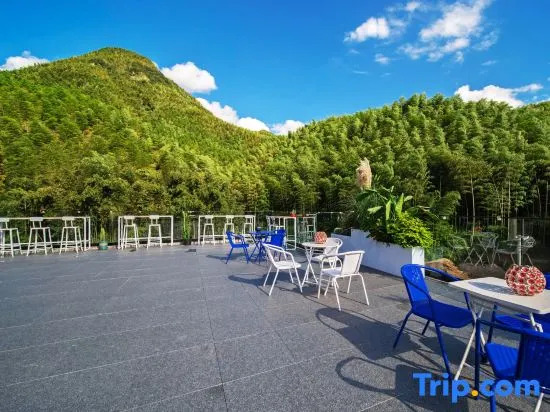 Yizhou Petrichor Mountain View Design Homestay, Anji